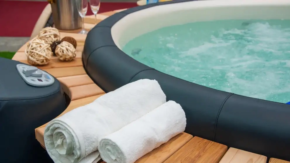 Benefits of jacuzzi for human skin and body